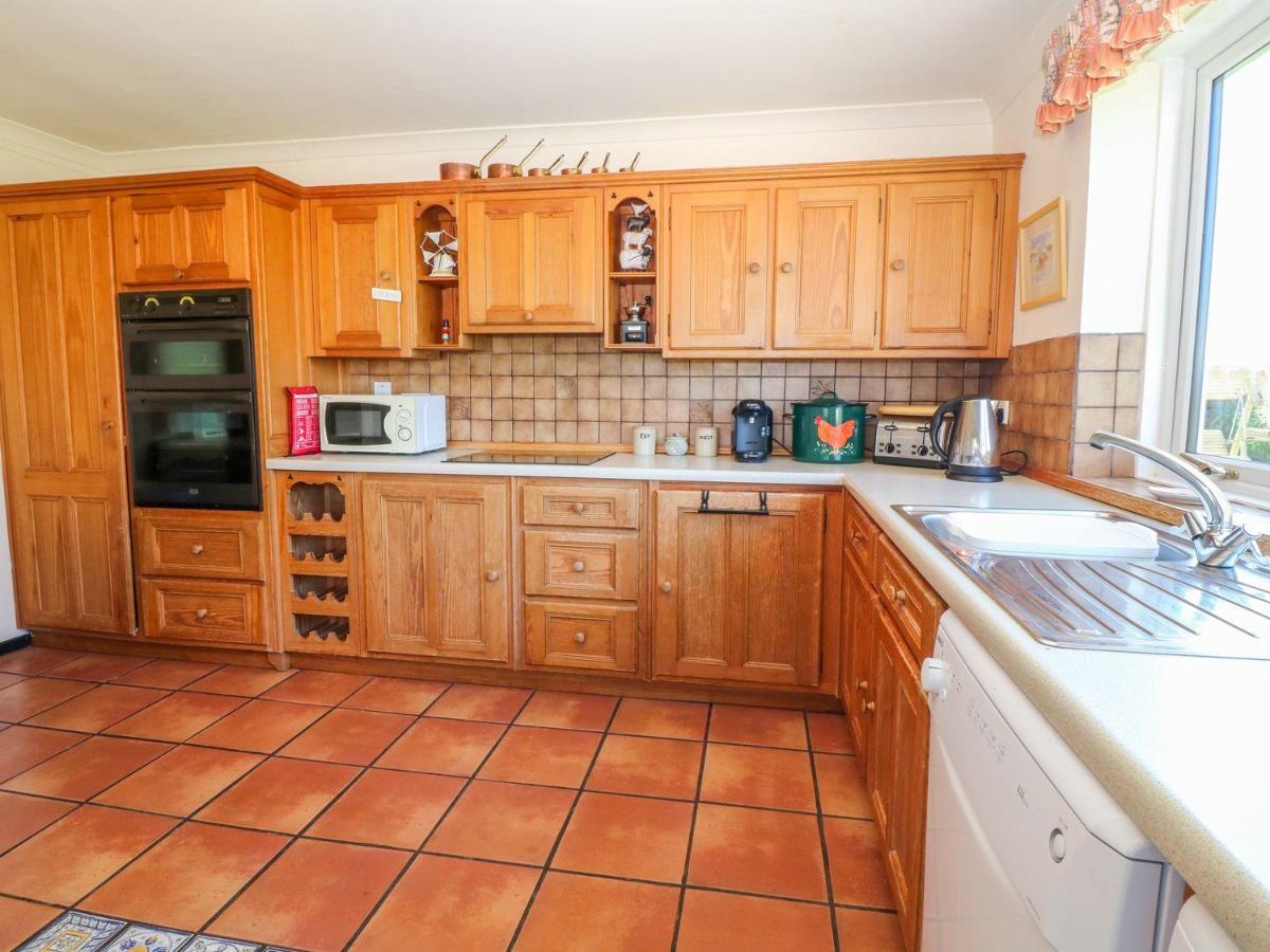 Villa Charming 2 Bed House Near Rhoscolyn Discounts For Holyhead Exterior foto