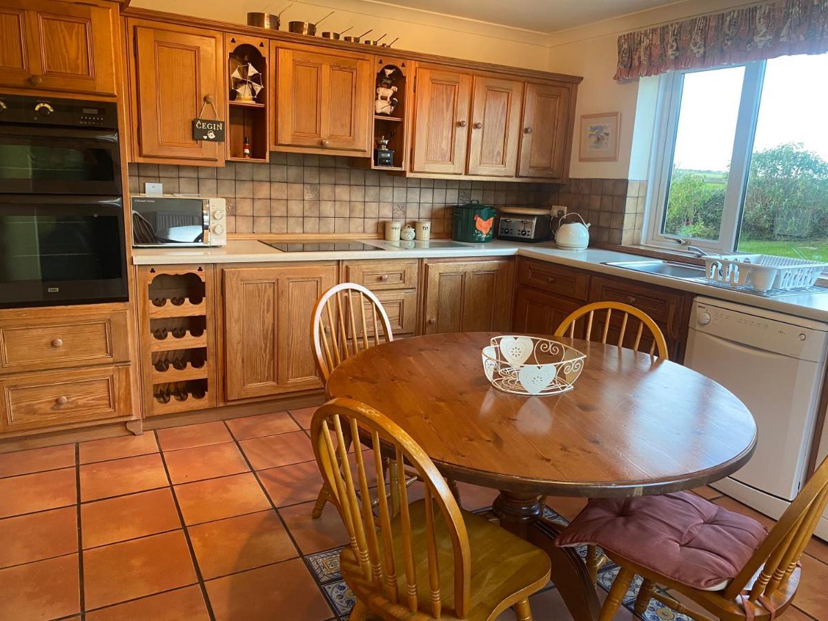 Villa Charming 2 Bed House Near Rhoscolyn Discounts For Holyhead Exterior foto